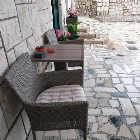 Sobe Kraft 1 Apartamento